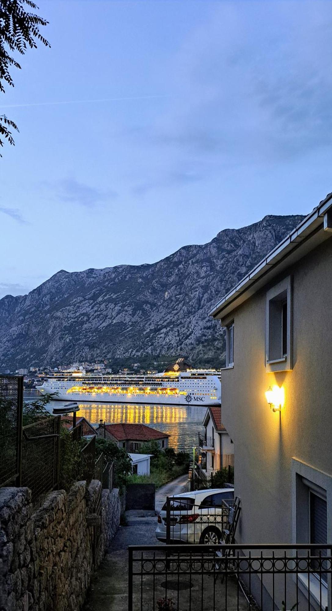 Apartment Vujosevic D&D Kotor Exteriér fotografie